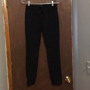 Black skinny pants